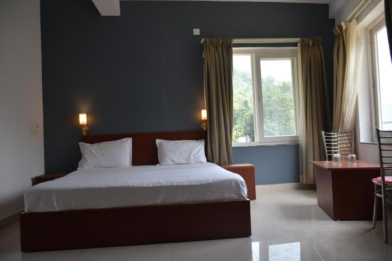 4Musafir Hotels Rishikesh Bagian luar foto