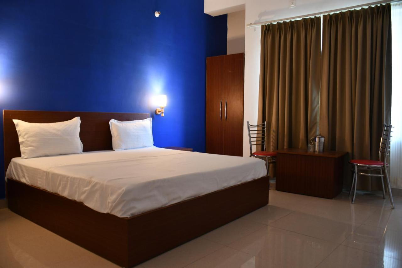4Musafir Hotels Rishikesh Bagian luar foto